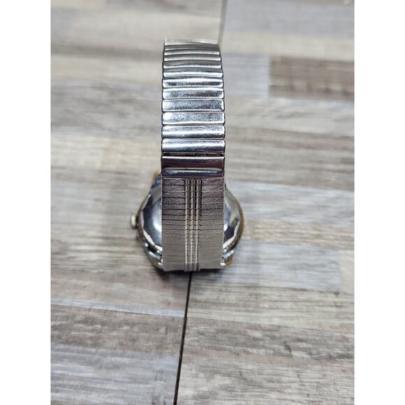 Vintage Enicar Automatic 25 Jewels 35mm Stainless Steel Watch, Running - Picture 5 of 7